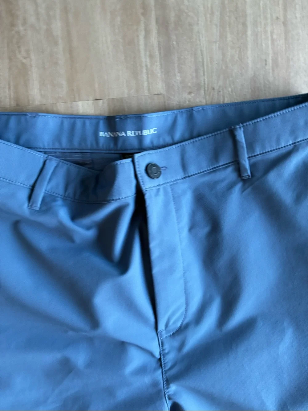 Banana Republic very good